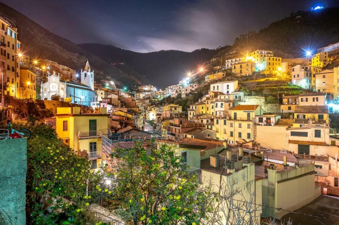 Il Giardino Di Riomaggiore Suite Exteriör bild